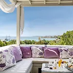 Aloni & Hotel 3*