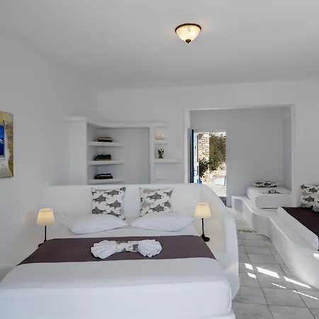 Aloni & Ξενοδοχείο 3*